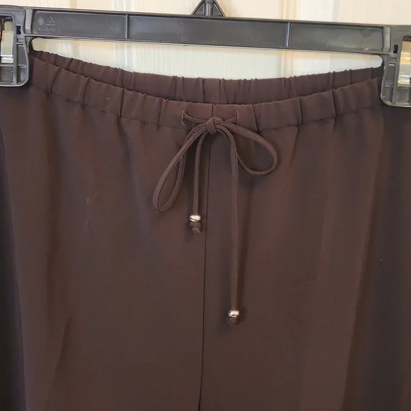 ST. JOHN two piece jacket and pants - Picture 10 of 12